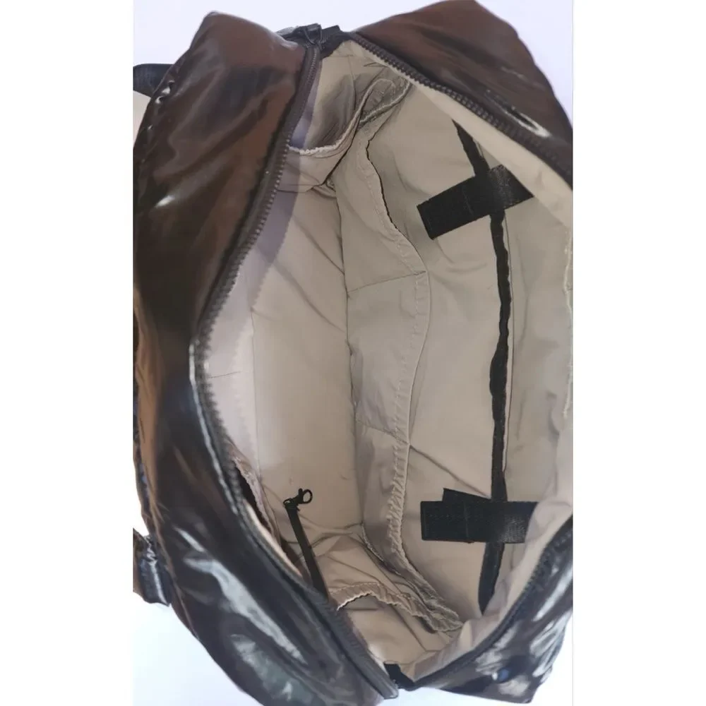 7AM Enfant SoHo Diaper Satchel in Black ~ Excellent